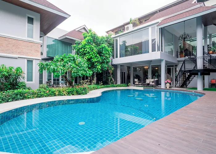 Murraya Aparthotel 3*